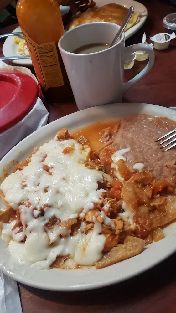 Chilaquiles Con Pollo